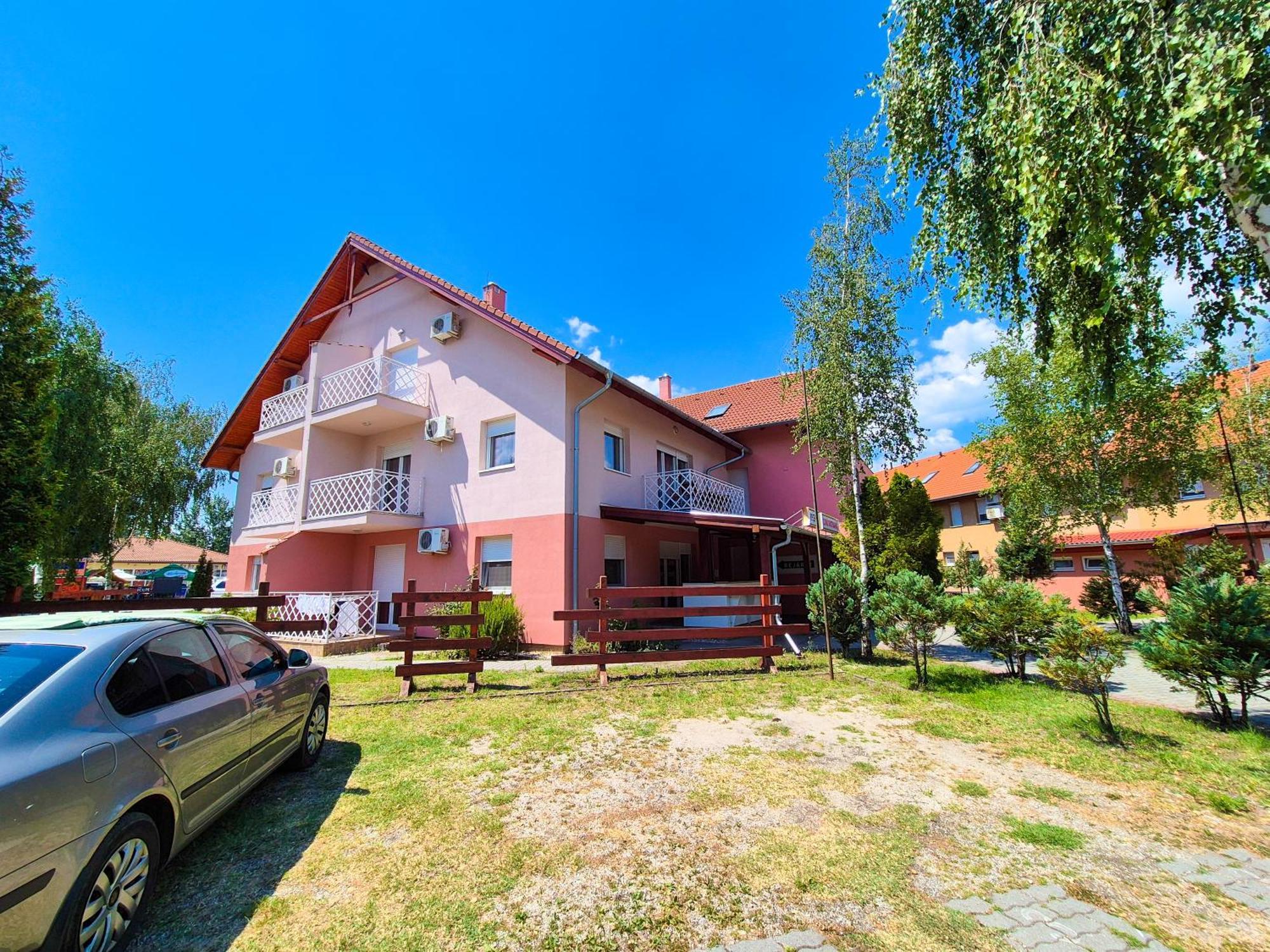 Ildiko Apartmanhaz Zamárdi Eksteriør billede