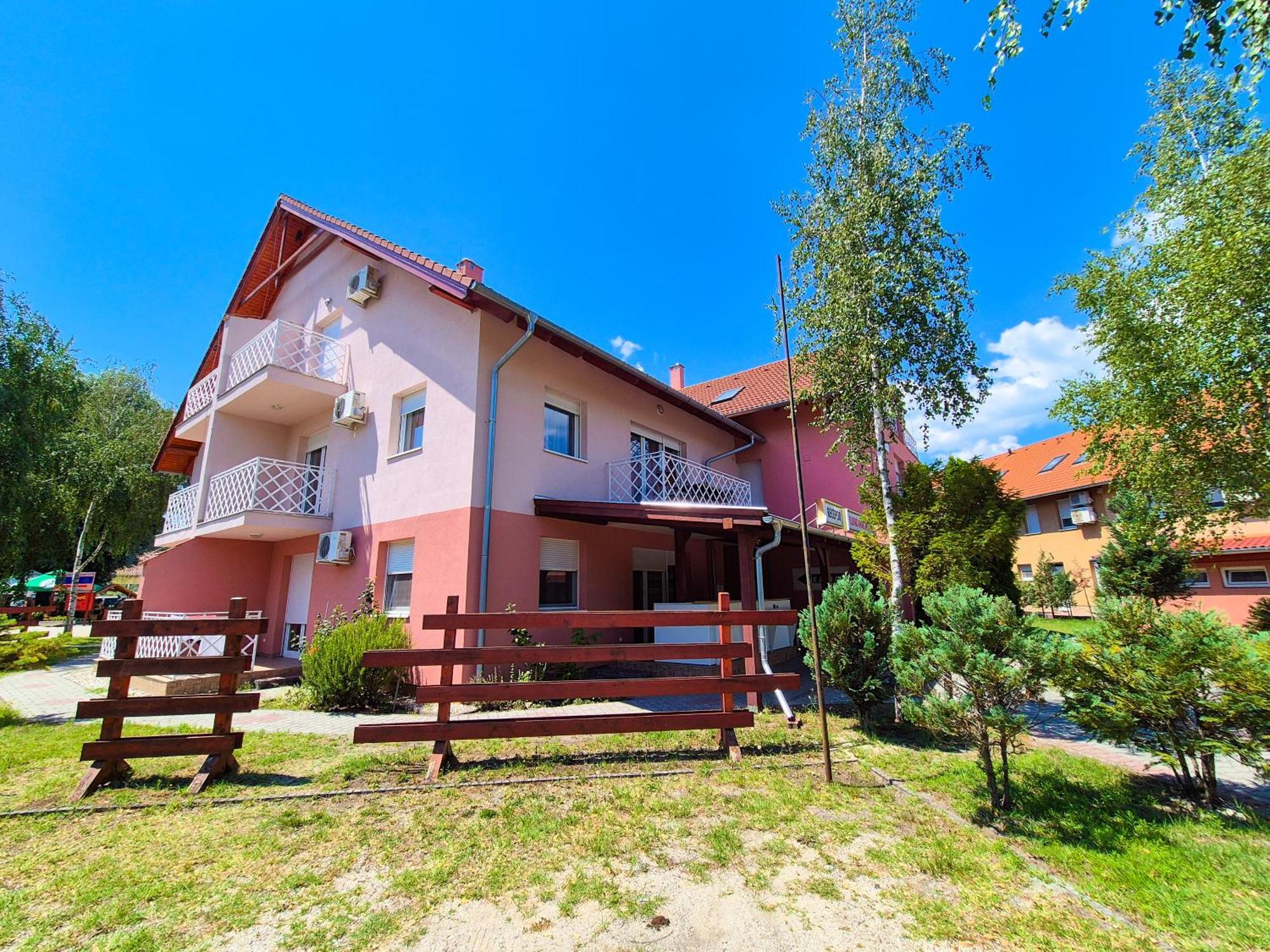 Ildiko Apartmanhaz Zamárdi Eksteriør billede