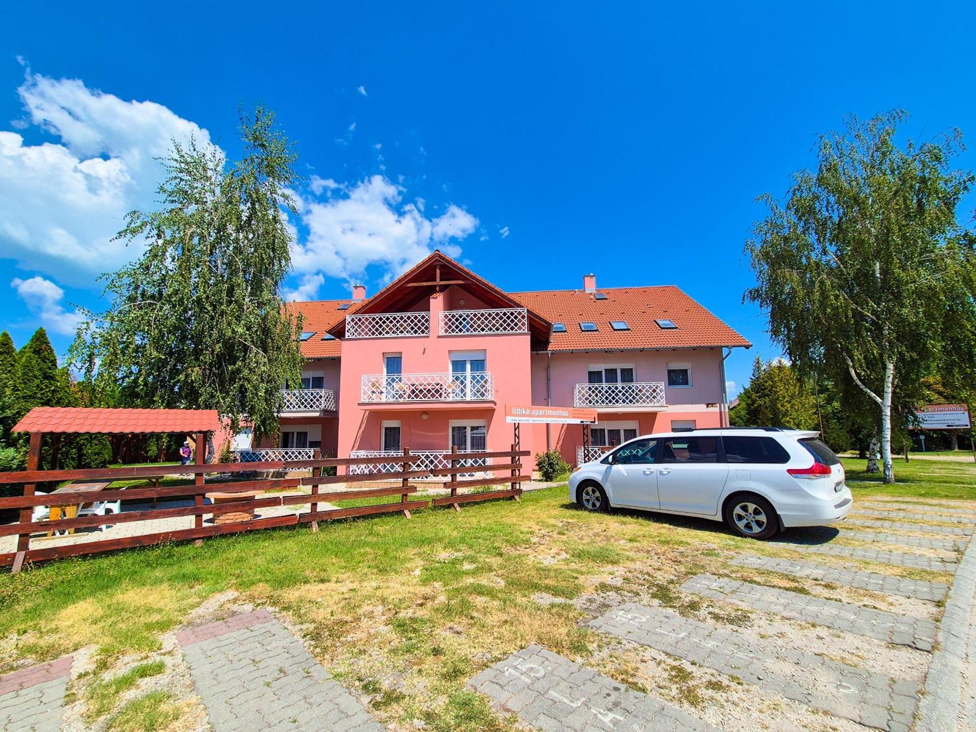 Ildiko Apartmanhaz Zamárdi Eksteriør billede